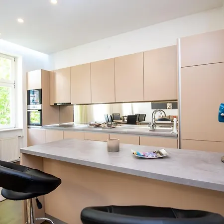 Apartment Dreams